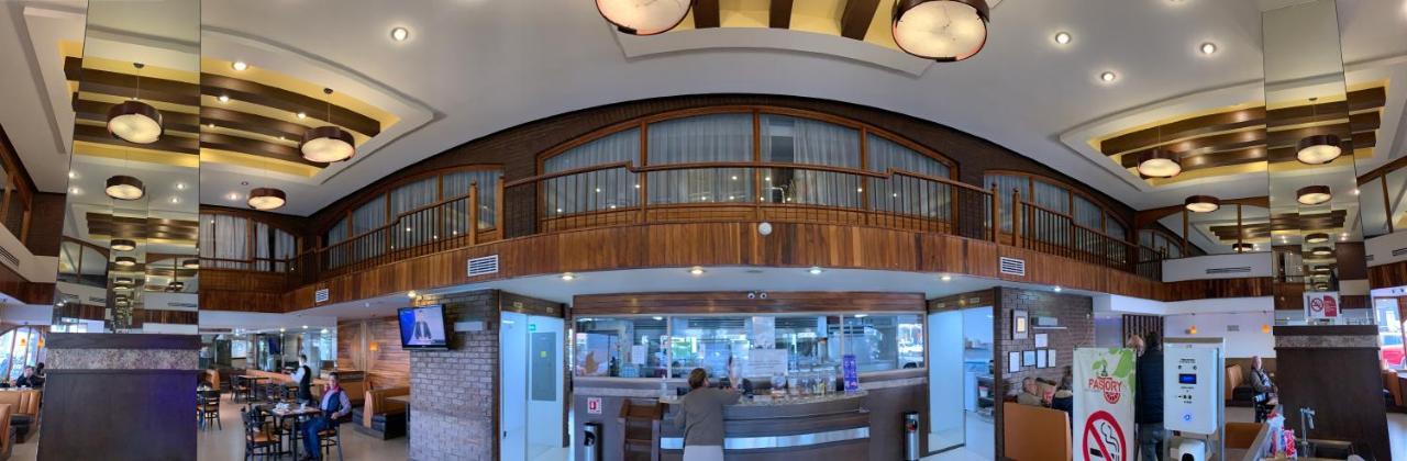 Fastos Hotel モンテレー エクステリア 写真