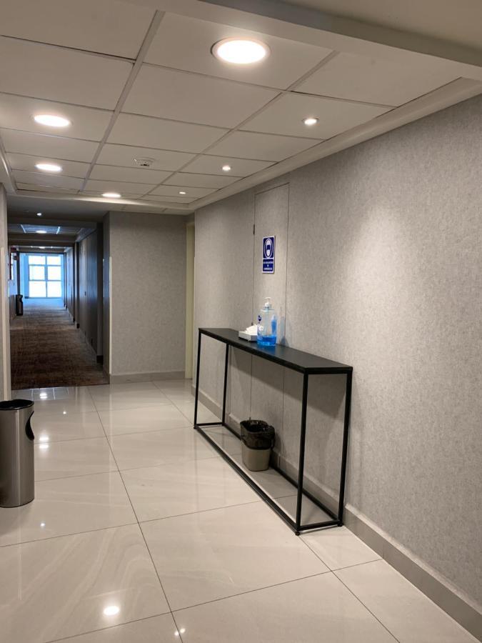 Fastos Hotel モンテレー エクステリア 写真